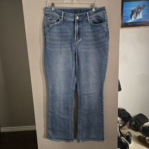 Women's Light Wash Baby Boot-Cut Jeans - Classic Blue 33 Short